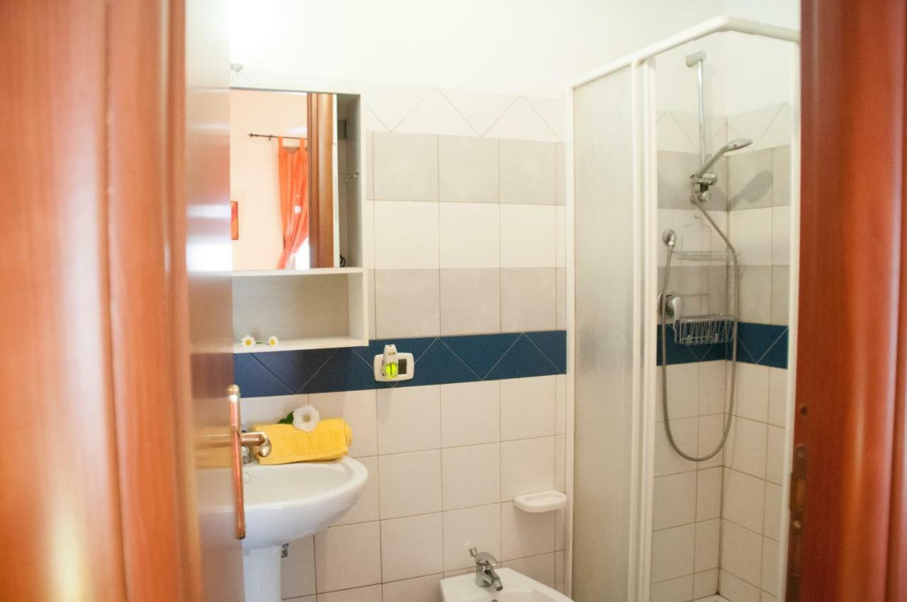 B&B Sikily Naxos จีอาร์ดีนี นักซอส ภายนอก รูปภาพ