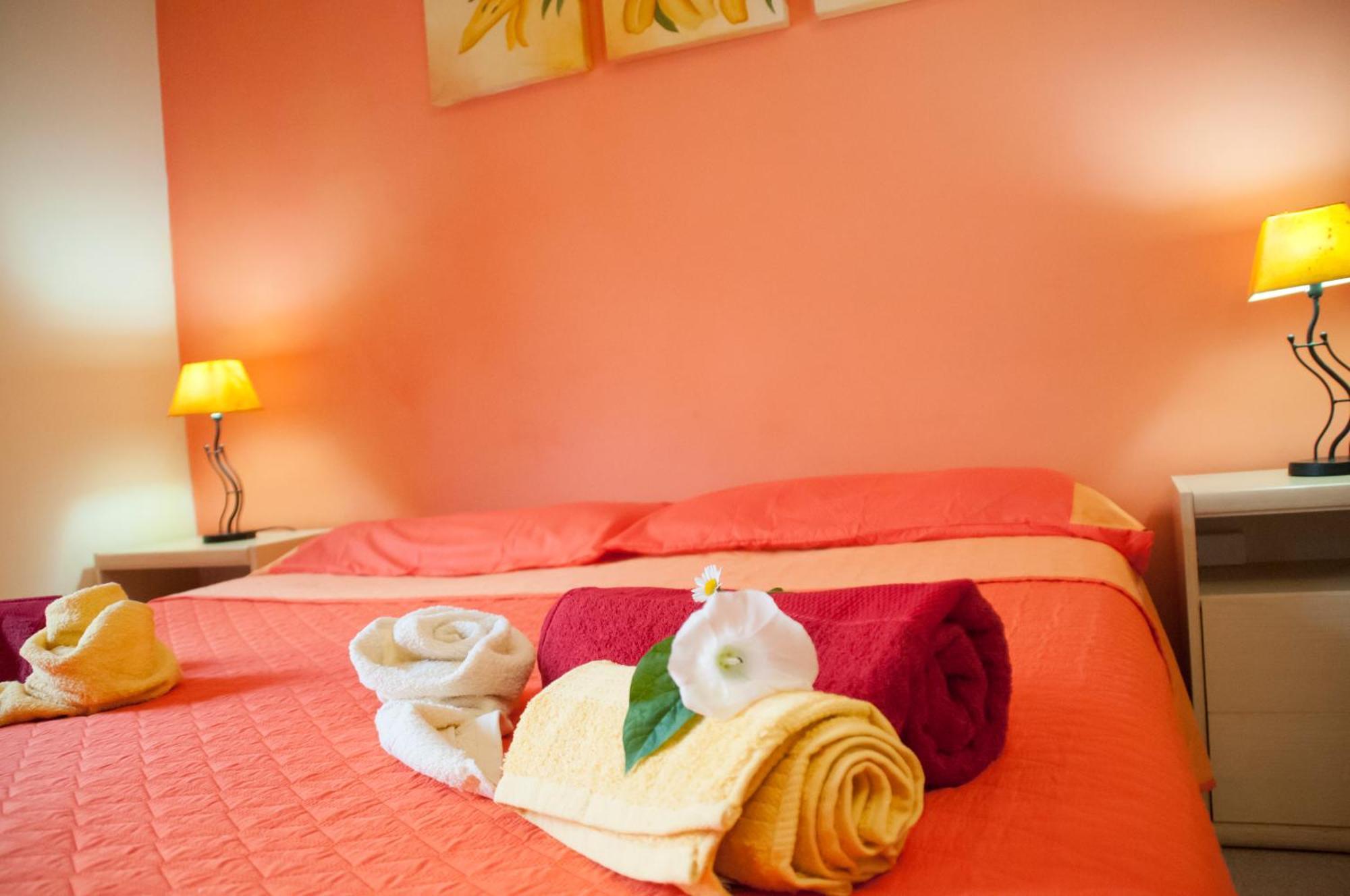 B&B Sikily Naxos จีอาร์ดีนี นักซอส ภายนอก รูปภาพ